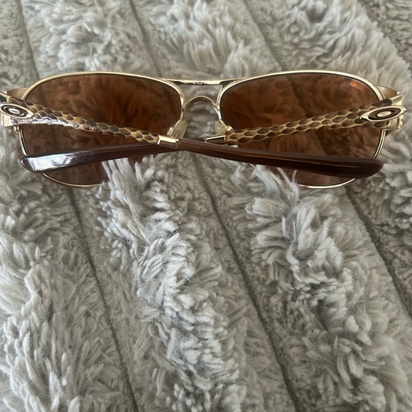 Oakley Golf Metal Aviator Sunglasses Brown Lenses Snake Arms - Picture 2 of 3